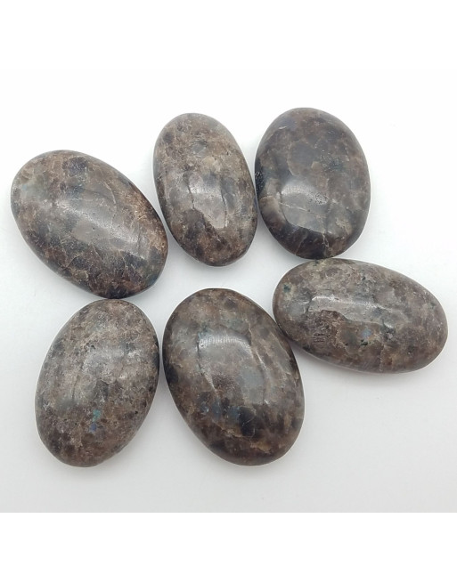 LARVIKITE MARRON UNILLIANCE MINERAUX
