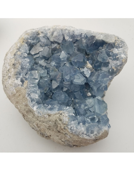 CELESTINE BRUTE UNILLIANCE MINERAUX