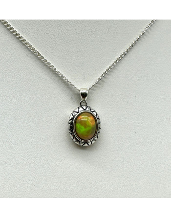 Pendentif opale naturelle éthiopienne cabochon ovale argent