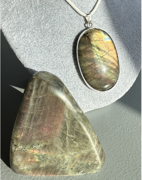 Pendentif Labradorite violette Argent 925 – Artisanat, Pierre Naturelle. Atelier 2F Unilliance Minéraux
