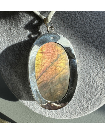 Pendentif Labradorite violette Argent 925 – Artisanat, Pierre Naturelle. Atelier 2F Unilliance Minéraux