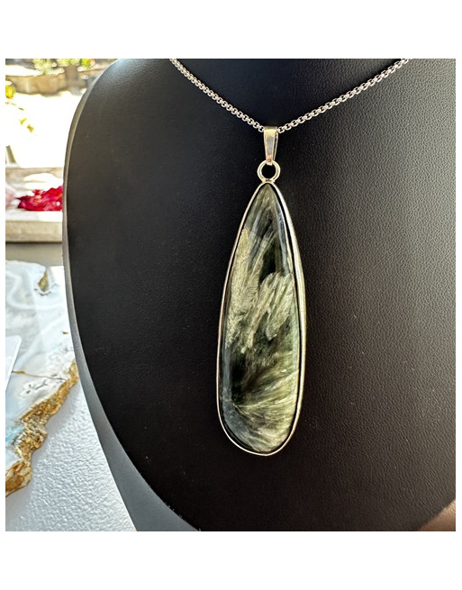 PENDENTIF SERAPHINITE ARTISANAL ATELIER 2F UNILLIANCE MINERAUX