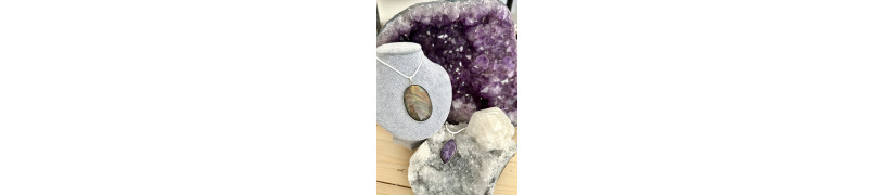 Quelle pierre choisir ? Guide des pierres naturelles et lithothérapie | Atelier 2F Unilliance Minéraux